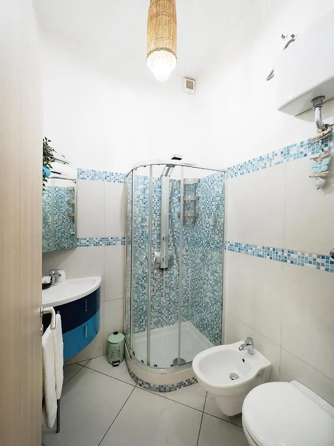 Appartamento Fronte Mare Livorno 0*,  Italia