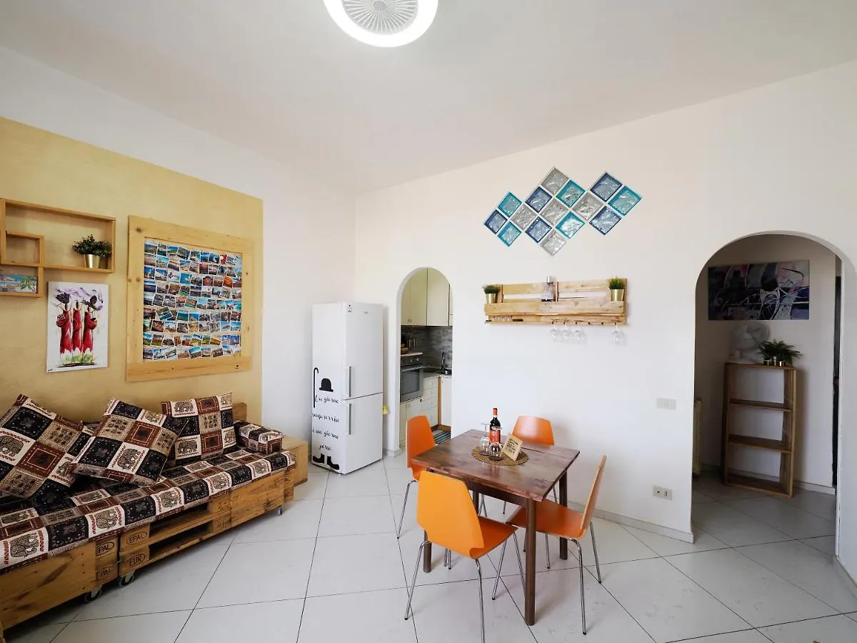 Appartamento Fronte Mare Livorno Italia