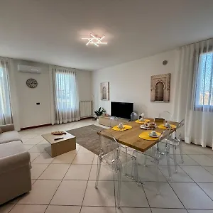 https://appartamento-vacanze-euganea.hotelinveneto.com